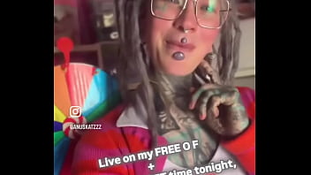 I will be live caming tonight tomorrow and friday ️join me and let us have some fun