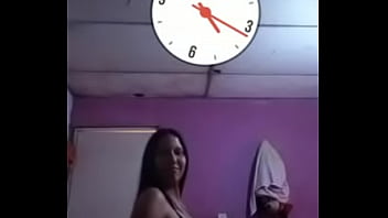 Chica caliente en tanga