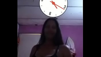 Chica caliente en tanga