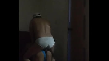 Macho Me Monta Con Calzon Puesto thumbnail