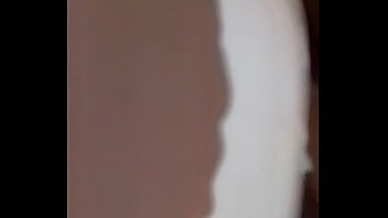 Grávidinha safada tirando leite do seu macho