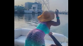 Getting horny while shaking my ass