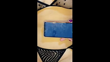 Morena brasileira amadora com seios gigantes pulando – de quatro doggystyle pau grande no cu com força