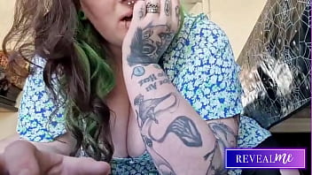 Curvy babe rides toy moaning in clothes