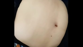 I love exploring a milf girl's navel