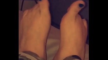 Blue toe nails