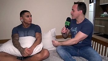 Papomix Confere Os Fetiches Do Pornstar Exxtevão thumbnail