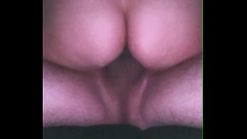 Jcsex69 amiga me chupa la verga y luego se sube encima mientras estamos en el auto