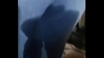 Laska posikała się w spodnie