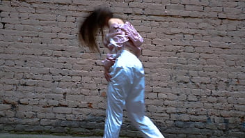 Margo von tesse gave herself to the guy as soon as they entered the apartment