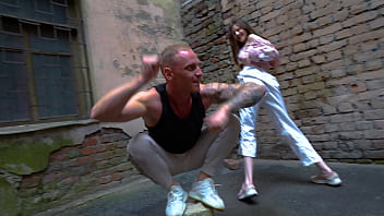 Margo von tesse gave herself to the guy as soon as they entered the apartment