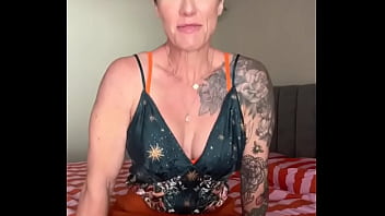 Masturbating for you with a cum countdown