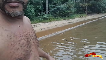 Sexo anal em alto mar