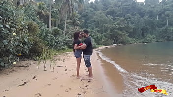 Sexo anal em alto mar