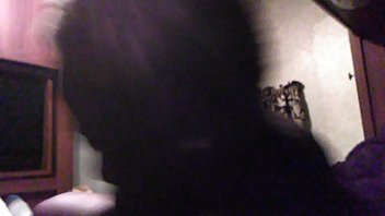 Putting them soft lips on the top