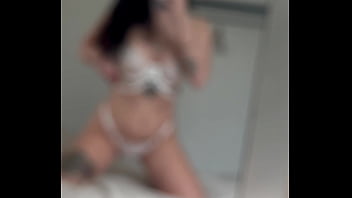 Je t’attends pour venir jouer avec moi