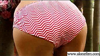 Crazy things are use by hot girl till climax video 10