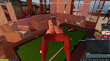 Comendo a safada no meio da festa