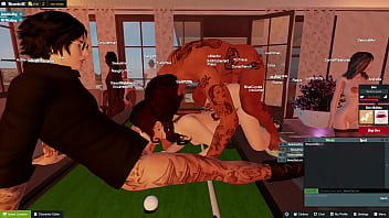 Comendo a safada no meio da festa