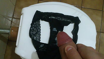 Cumming On Sister Panties thumbnail