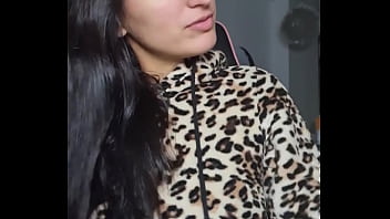 Dressed as a leopard i masturbate in my chair gaming claudia bavel