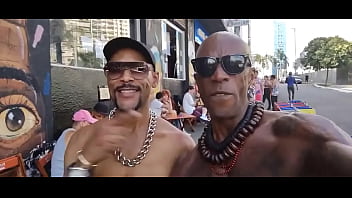 Ae genteeu e meu primo blackcriolo ofc em são paulo no mamadipça roosevelt socando 47 cm de pirocaquem tem coragem