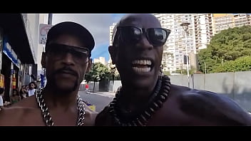Ae genteeu e meu primo blackcriolo ofc em são paulo no mamadipça roosevelt socando 47 cm de pirocaquem tem coragem
