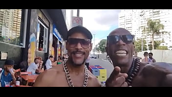 Ae genteeu e meu primo blackcriolo ofc em são paulo no mamadipça roosevelt socando 47 cm de pirocaquem tem coragem