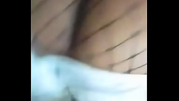 Gostosa mostrando o rabetão