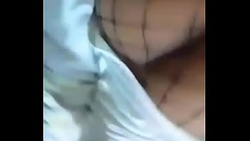 Gostosa mostrando o rabetão