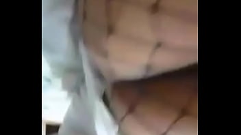 Gostosa mostrando o rabetão