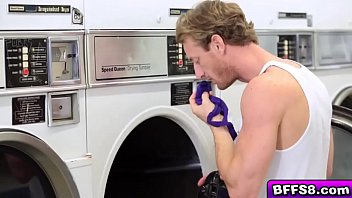 Pretty hottie babe kylie fucking large dick