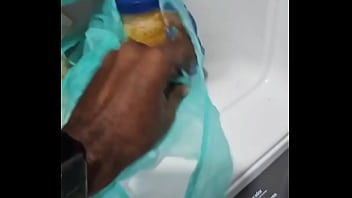 O que você tem no teu congelador eu tenho 500ml de porra congelada