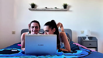 Briseida myers & malafalda taste their sweet pussies