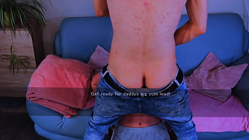 Ella m e espera bien sexi para chuparme mi polla