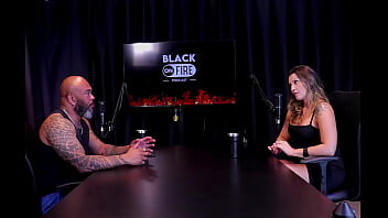 A família virou a cara gravou com carlos urach grava com assinantes e o que ela tem vontade de gravar agatha mama watch sheer red