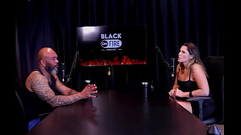 A família virou a cara gravou com carlos urach grava com assinantes e o que ela tem vontade de gravar agatha mama watch sheer red