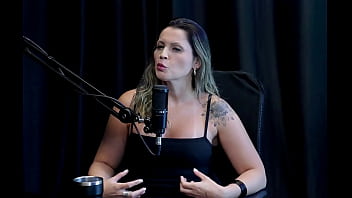 A família virou a cara gravou com carlos urach grava com assinantes e o que ela tem vontade de gravar agatha mama watch sheer red