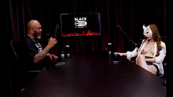 Teve um burnout pós pandemia foi trabalhar como acompanhante de luxo fez 50 mil no mês e o que faz no tempo livre victoria rubro watch sheer red