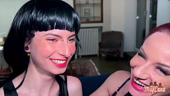 Lucifera et sally deux coquines se détruisent la chatte