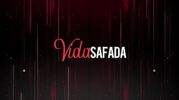 Encontro com seguidor negão mascarado não aguentou a sentada da ju