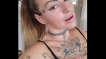 Une bonne journée à vous mes amours demain soir je serai en live à 21h30