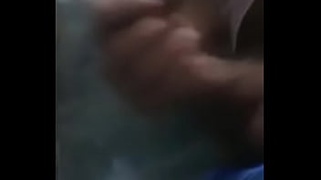 Gozando Na Mão thumbnail