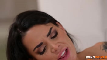 Dos Putas Tetonas Son Folladas En Una Orgía Junto A La Piscina Chloe Lamour Monika Fox thumbnail