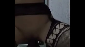 Eu brincando na quarentena com meu dildo