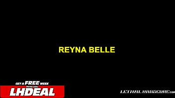 Tiny latina reyna pleads with lusty agent for hard thrusting