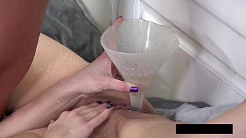 Filling it up with piss by julia parker rebeca by vipissy