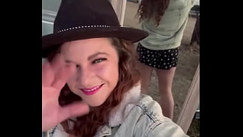 Appalachian girl with a big heart and a big butt to match proud of where i'm from and what i've got ️