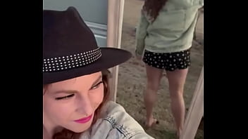 Appalachian girl with a big heart and a big butt to match proud of where i'm from and what i've got ️