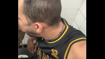 Que ruivo gostoso não prometeu nada entregou tudo descarregou na boca